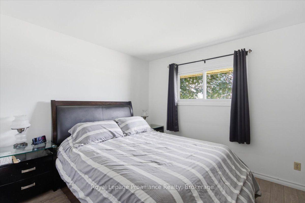 Photo 24 of 178 Riverside Parkway, Quinte West, Sidney Ward — HOMEH