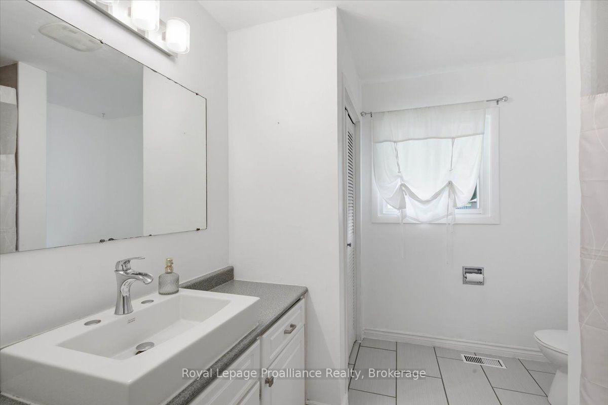 Photo 26 of 178 Riverside Parkway, Quinte West, Sidney Ward — HOMEH