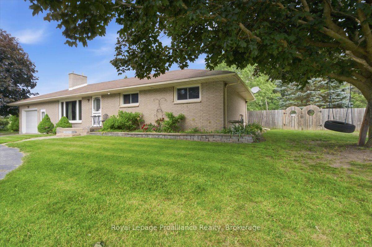 Photo 40 of 178 Riverside Parkway, Quinte West, Sidney Ward — HOMEH