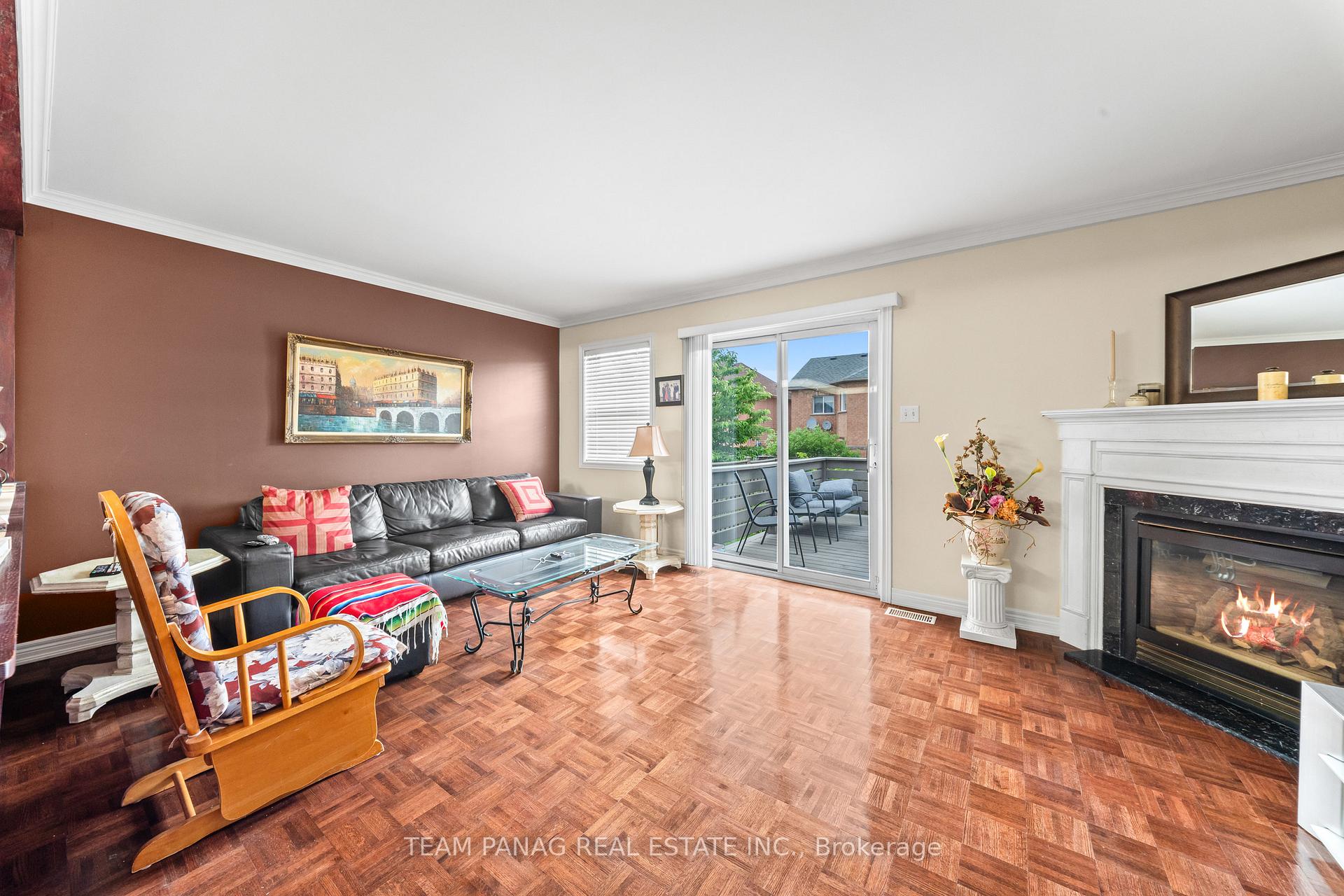 Photo 22 of 11 Larkmead Place, Brampton, Sandringham-Wellington — HOMEH
