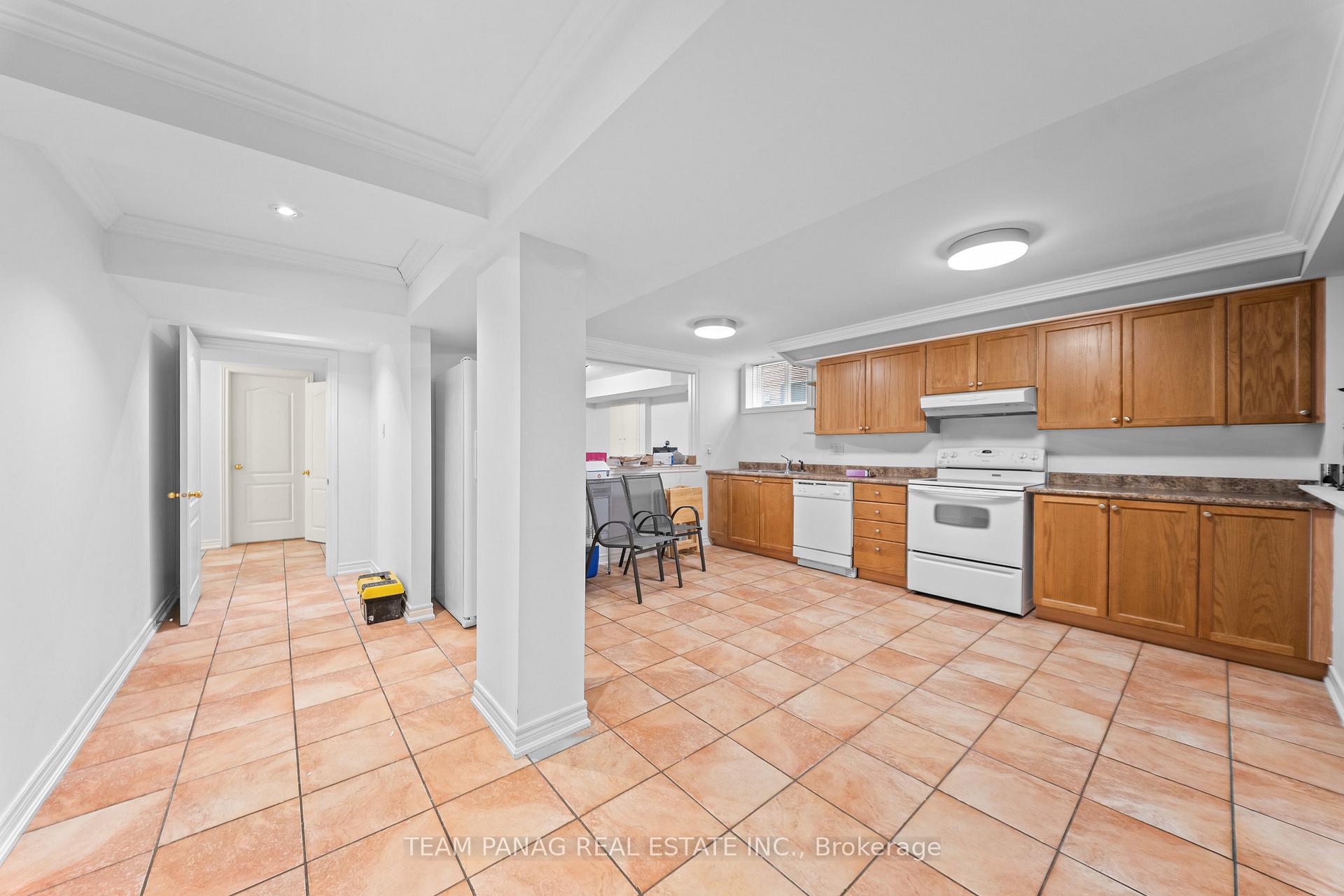 Photo 38 of 11 Larkmead Place, Brampton, Sandringham-Wellington — HOMEH