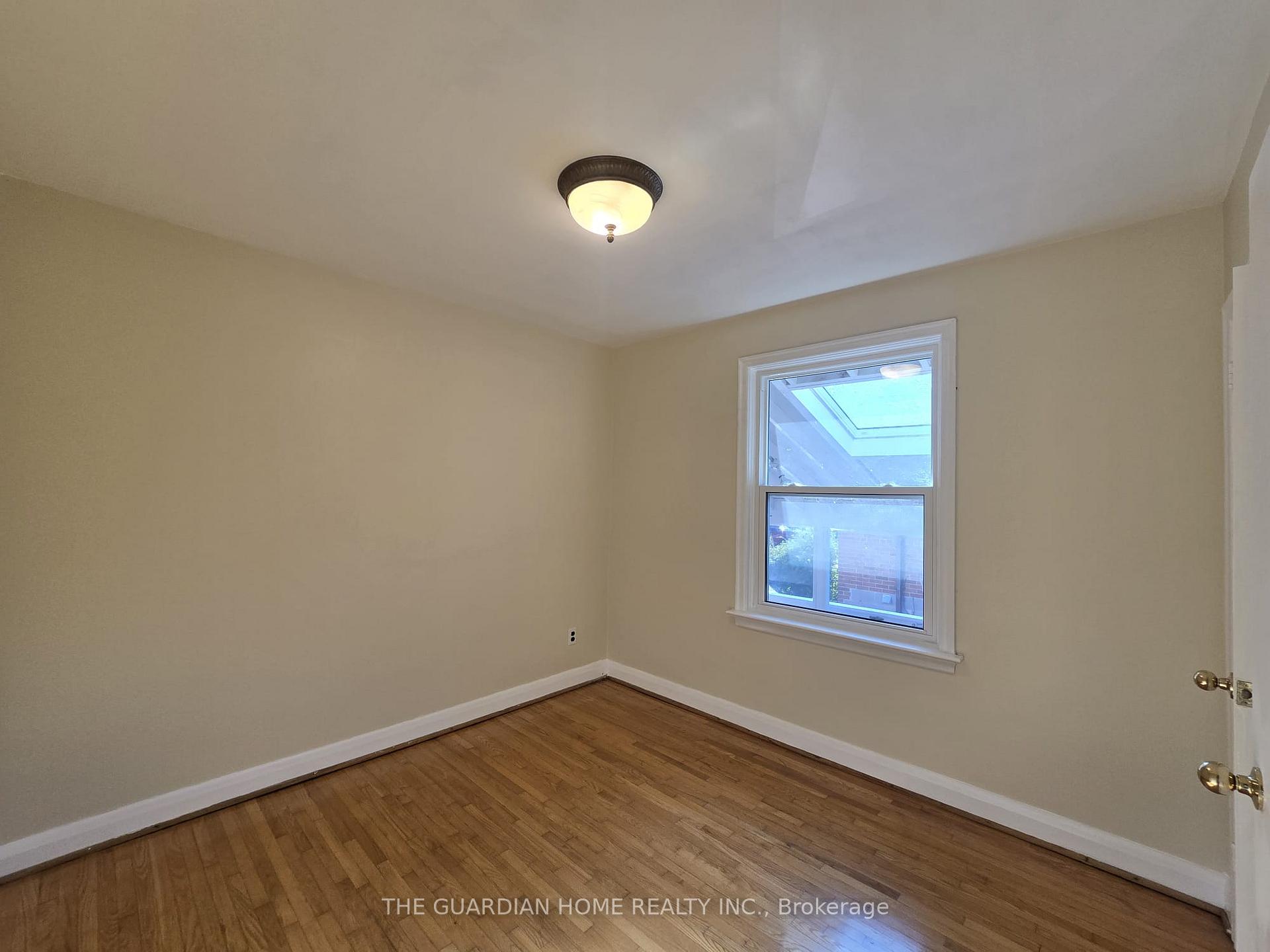 Photo 8 of 15 Princemere Crescent, Scarborough, Wexford-Maryvale — HOMEH