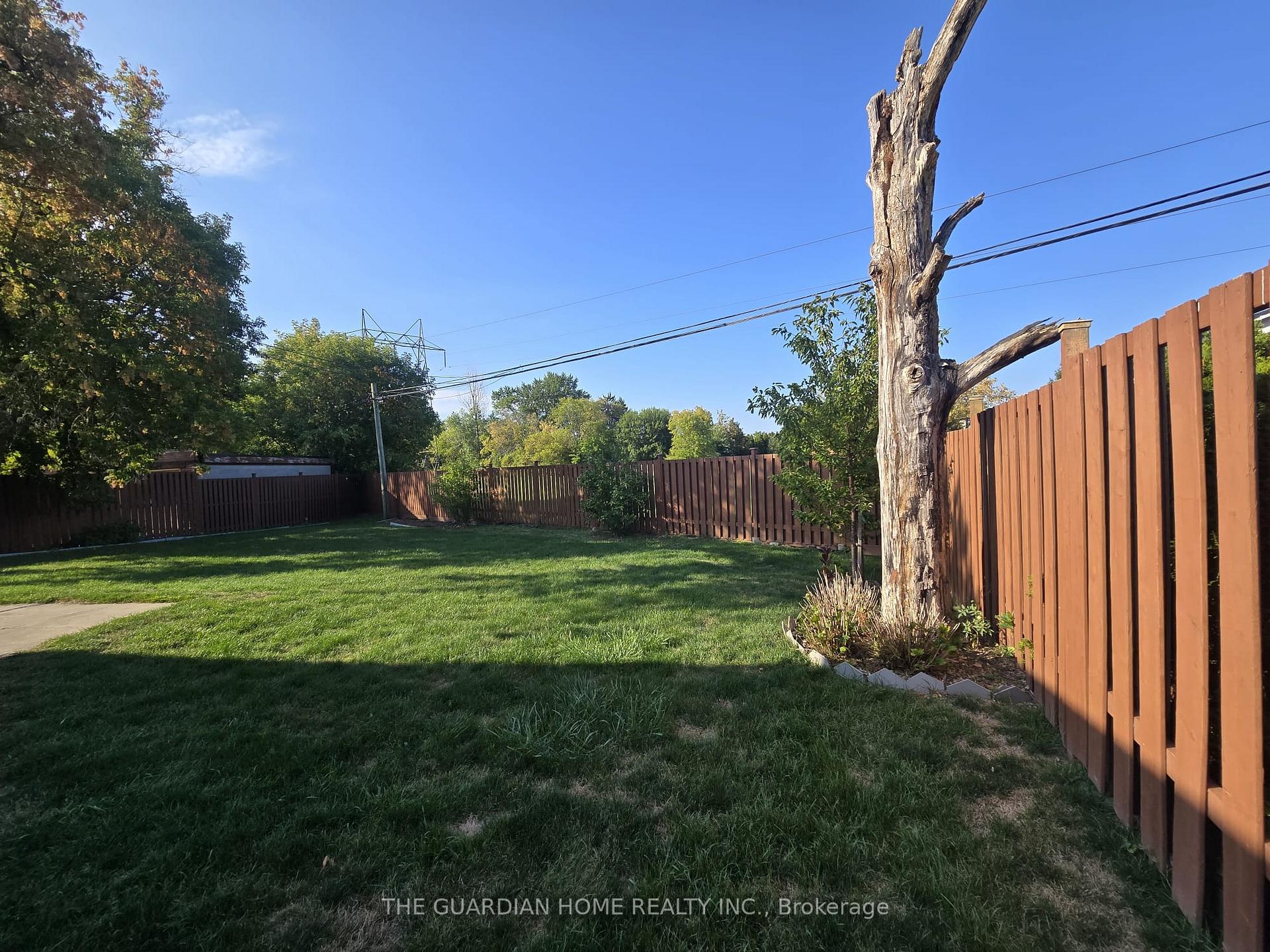 Photo 21 of 15 Princemere Crescent, Scarborough, Wexford-Maryvale — HOMEH