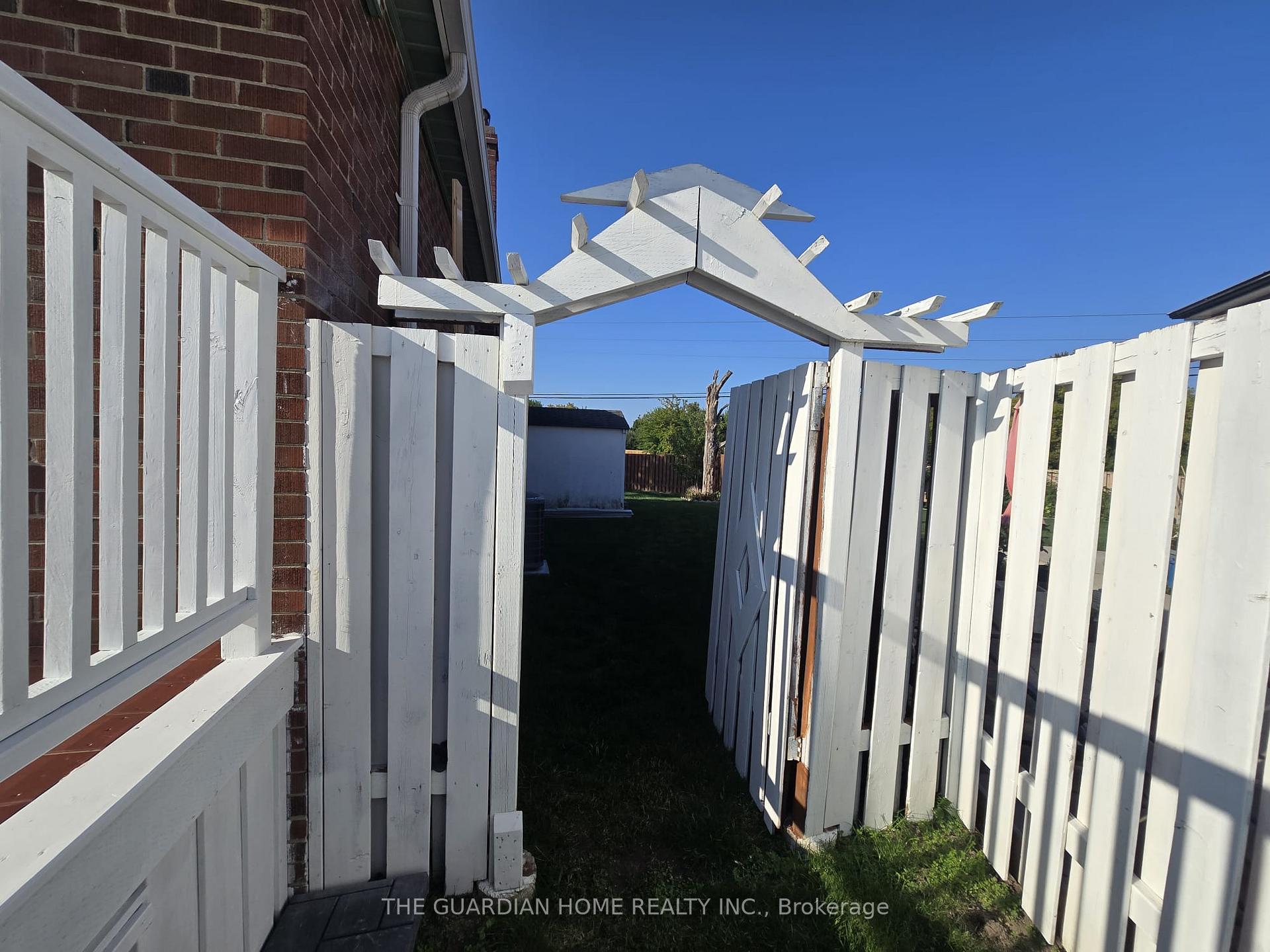 Photo 23 of 15 Princemere Crescent, Scarborough, Wexford-Maryvale — HOMEH