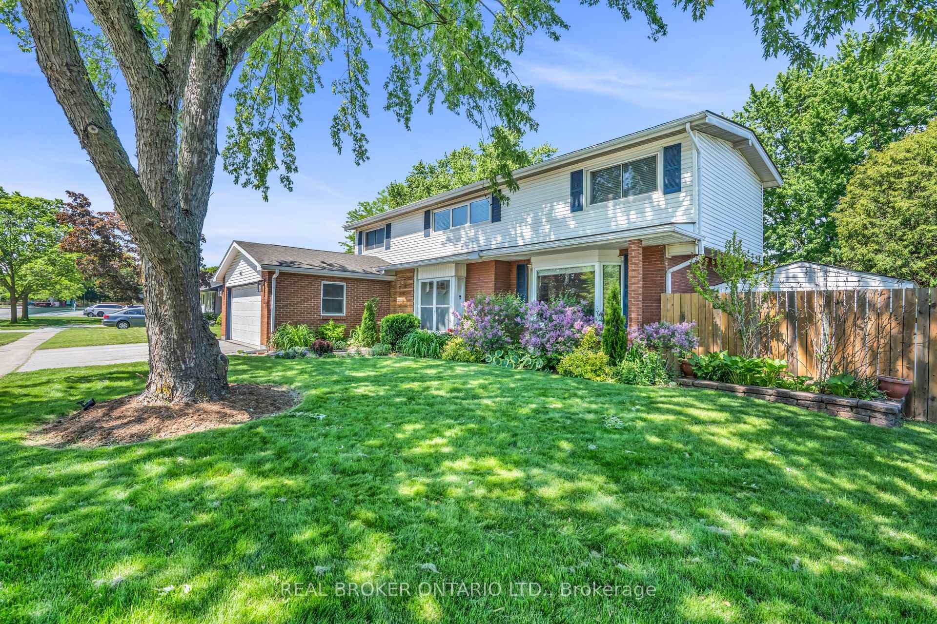 Photo 2 of 341 Appleby Line, Burlington, Appleby — HOMEH