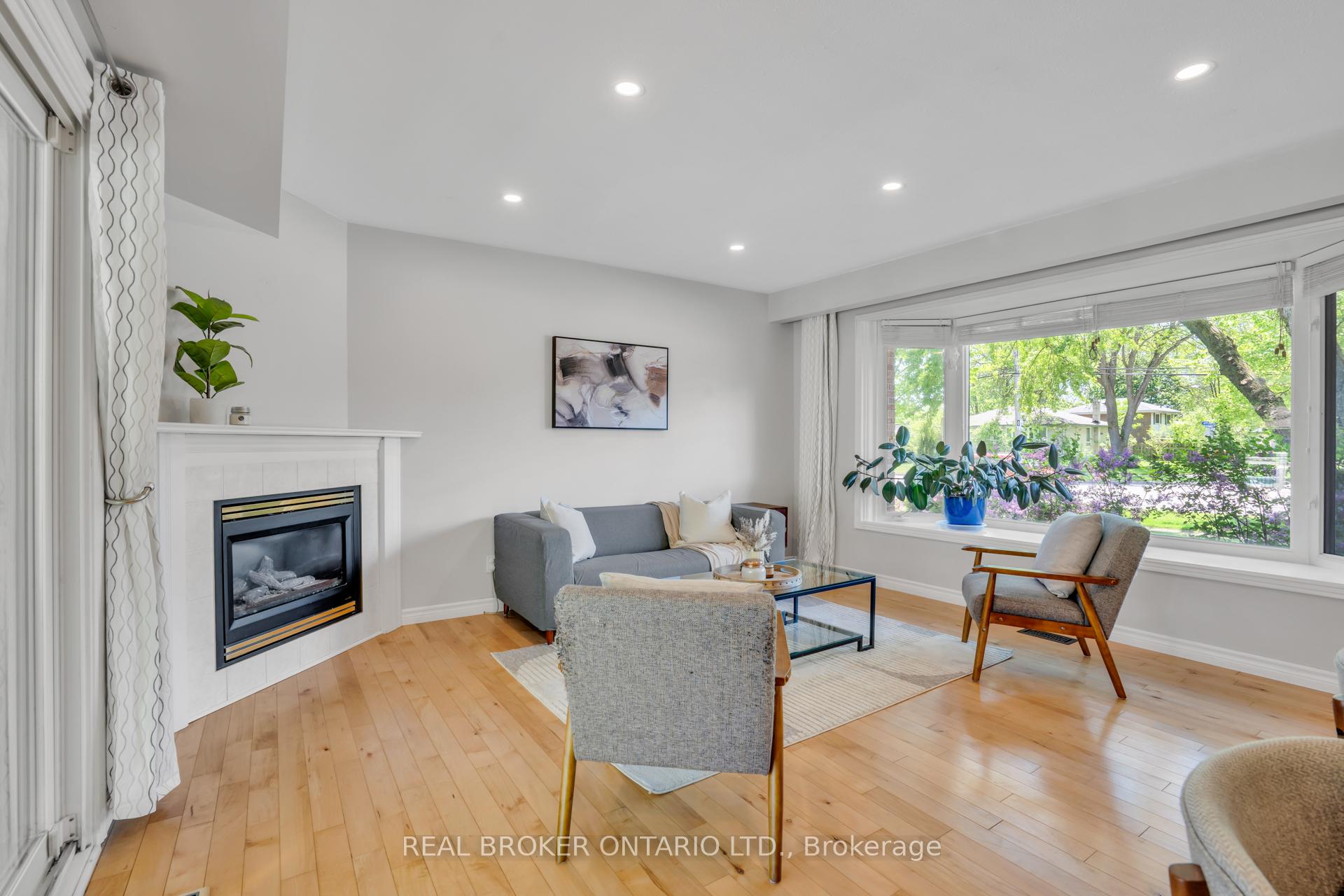 Photo 5 of 341 Appleby Line, Burlington, Appleby — HOMEH
