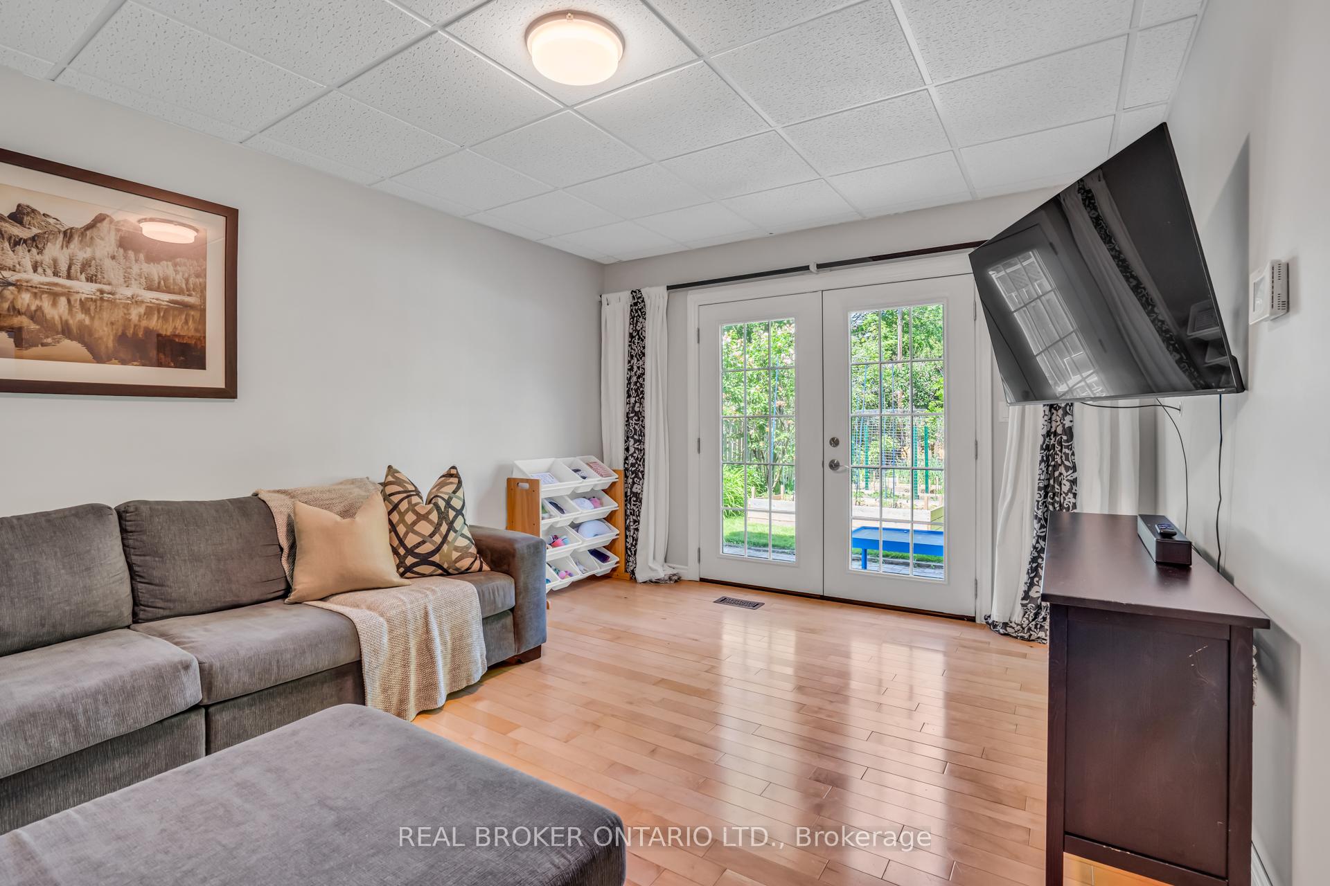 Photo 8 of 341 Appleby Line, Burlington, Appleby — HOMEH