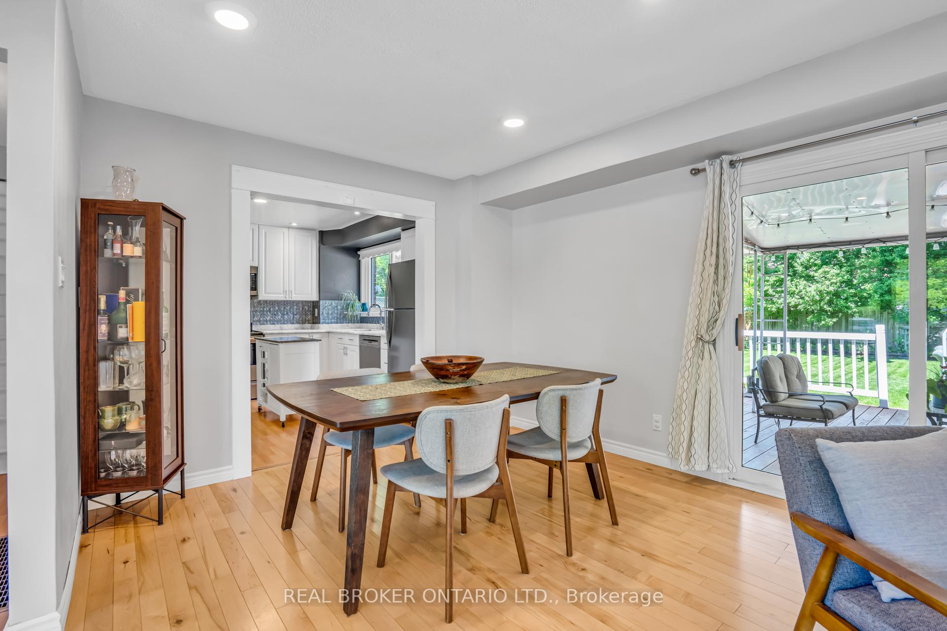 Photo 10 of 341 Appleby Line, Burlington, Appleby — HOMEH