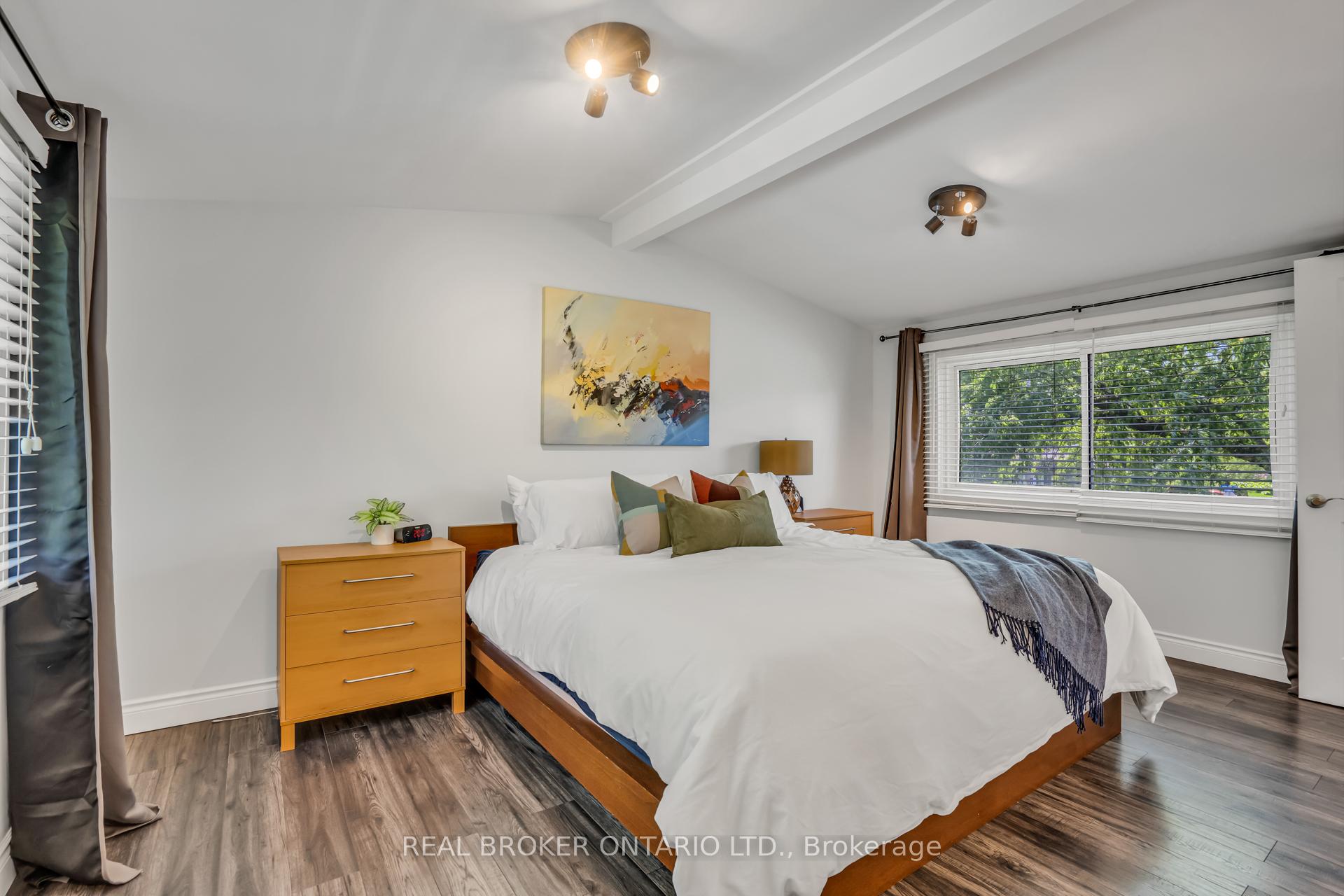 Photo 20 of 341 Appleby Line, Burlington, Appleby — HOMEH