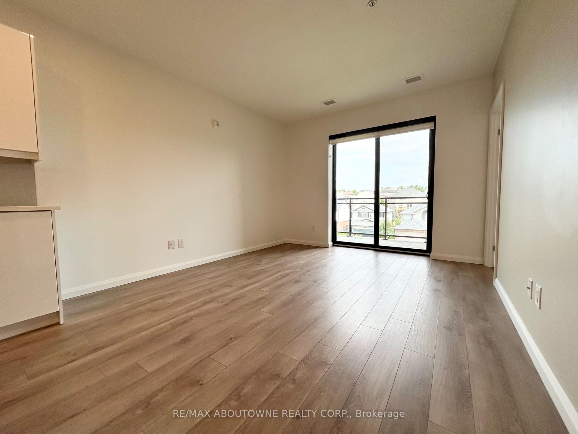 Photo 10 of Unit 407, 144 Watson Road N, Guelph, Grange Road — HOMEH