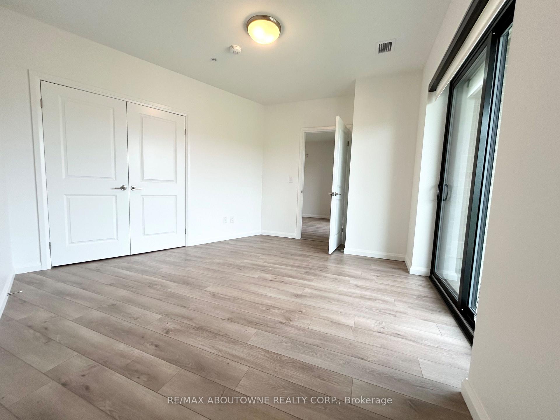 Photo 12 of Unit 407, 144 Watson Road N, Guelph, Grange Road — HOMEH