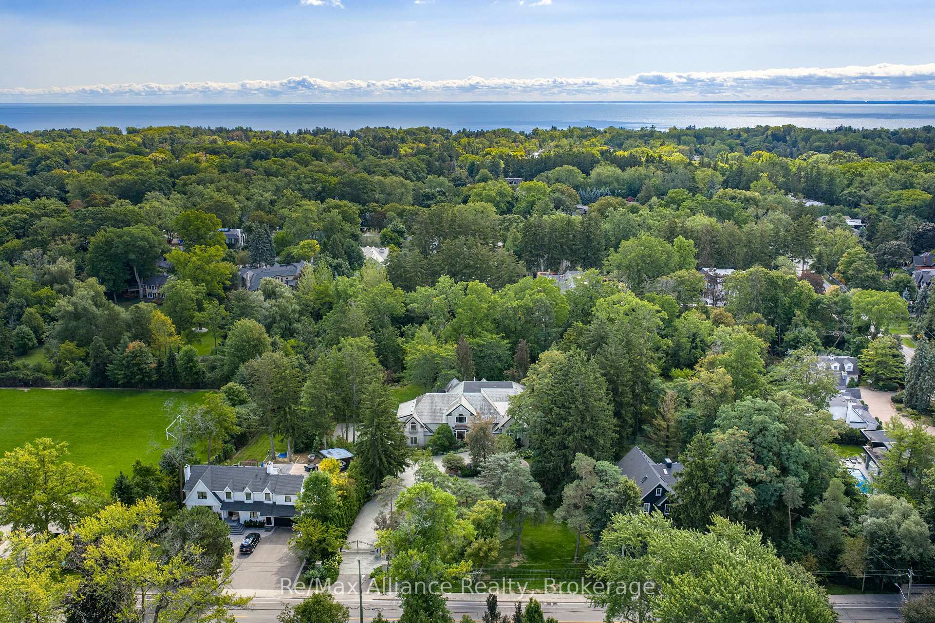 Photo 6 of 1024 Linbrook Road, Oakville, Morrison — HOMEH