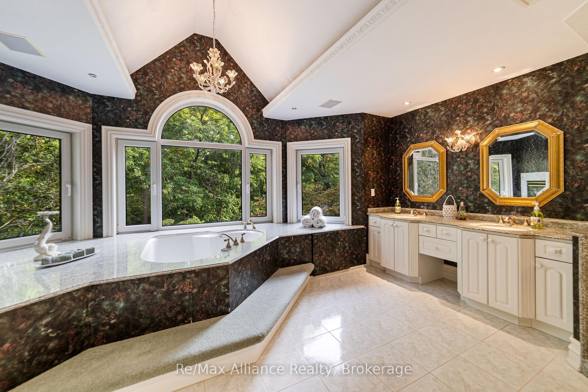 Photo 29 of 1024 Linbrook Road, Oakville, Morrison — HOMEH