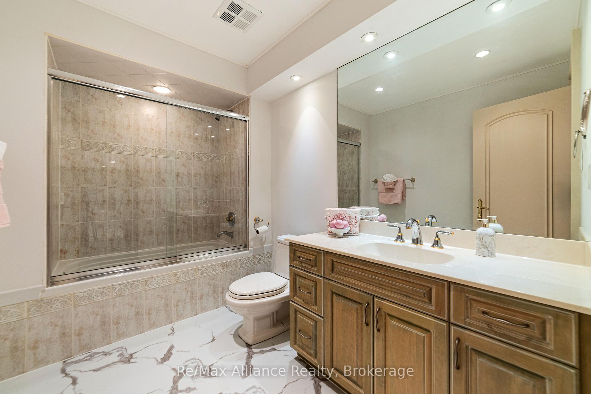 Photo 31 of 1024 Linbrook Road, Oakville, Morrison — HOMEH