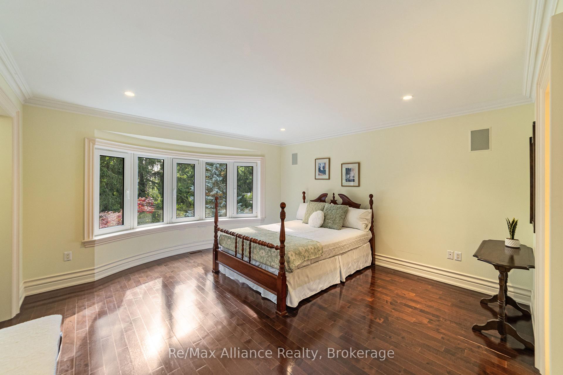 Photo 32 of 1024 Linbrook Road, Oakville, Morrison — HOMEH