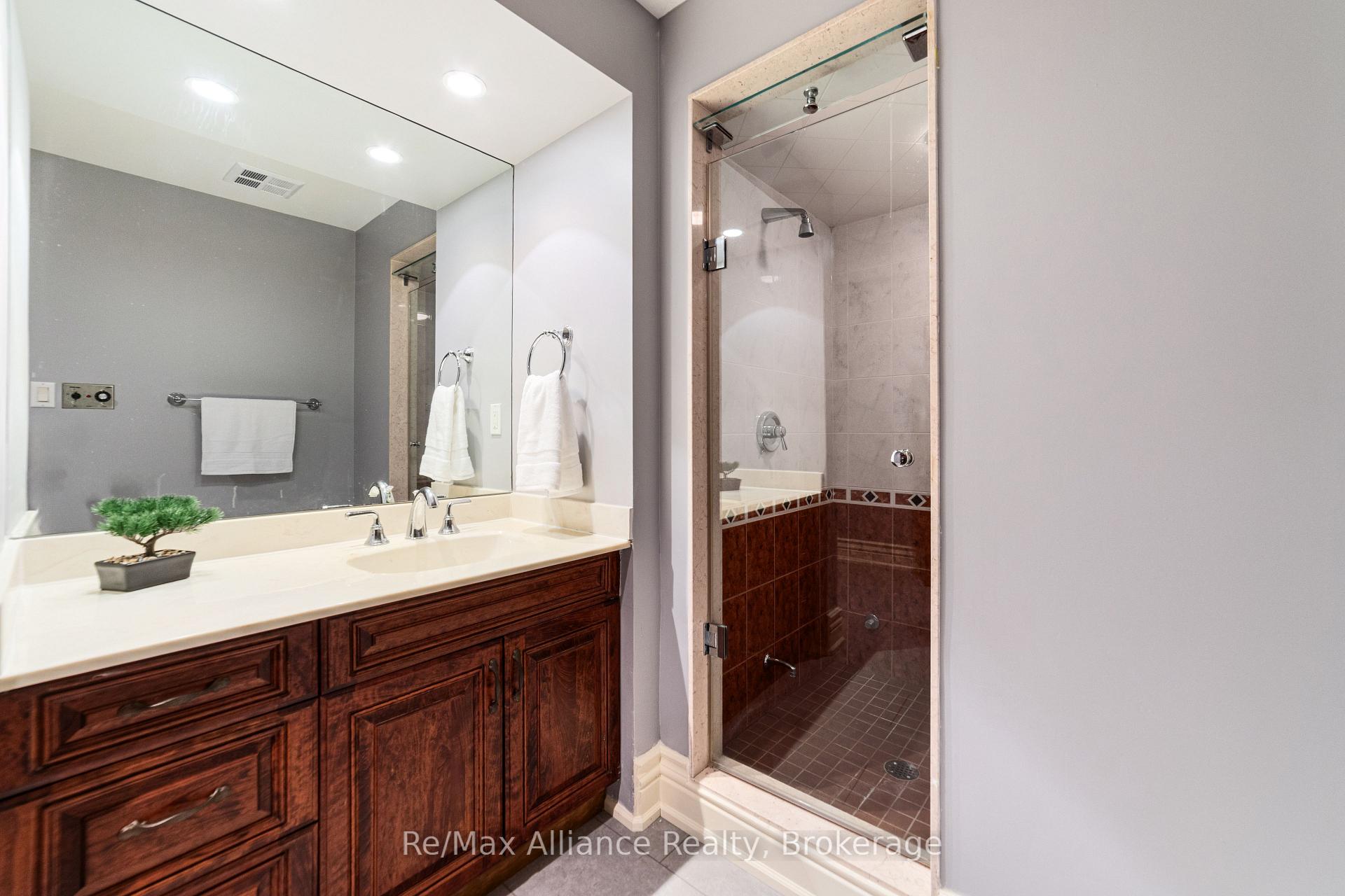 Photo 41 of 1024 Linbrook Road, Oakville, Morrison — HOMEH
