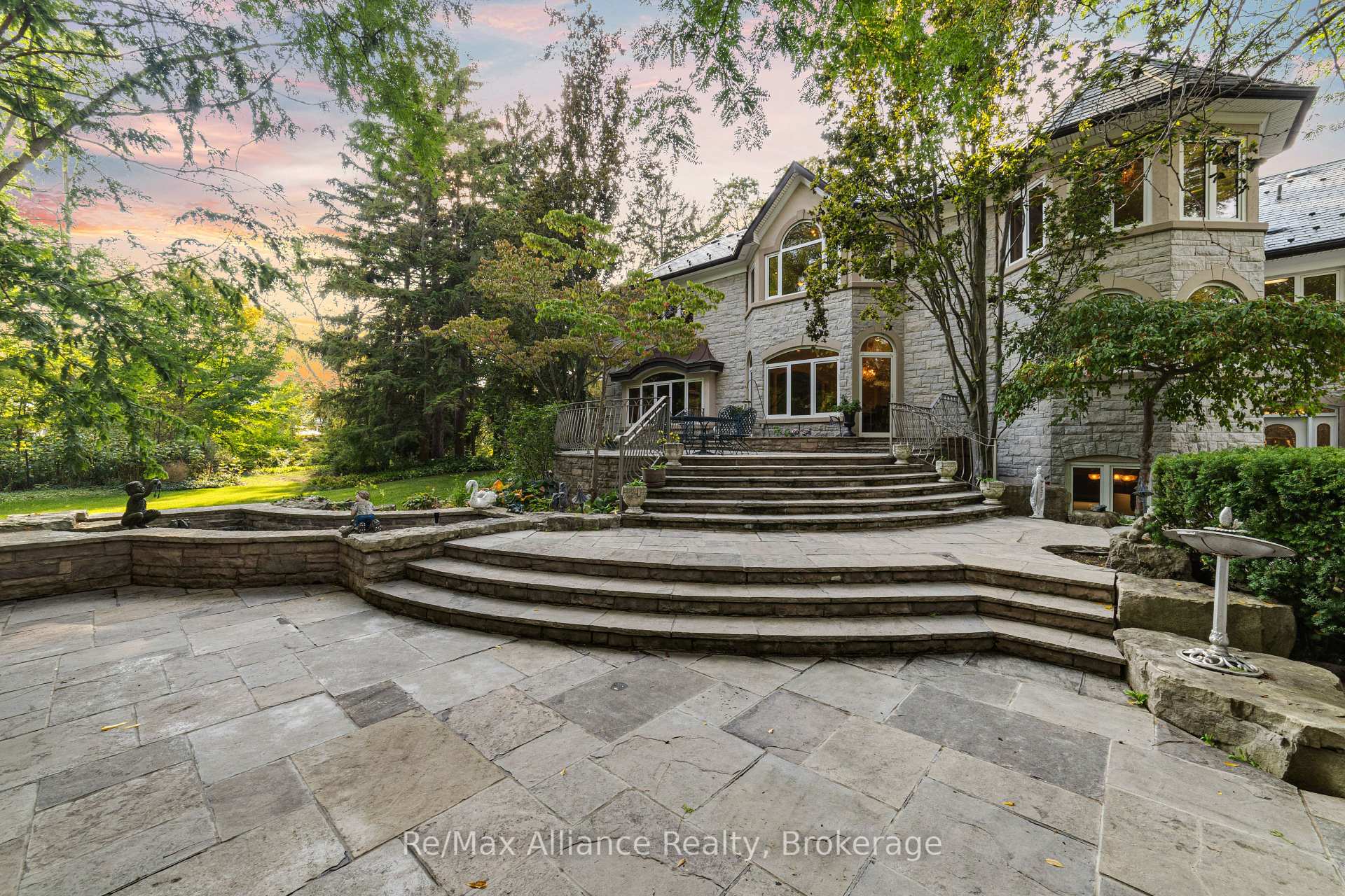 Photo 44 of 1024 Linbrook Road, Oakville, Morrison — HOMEH