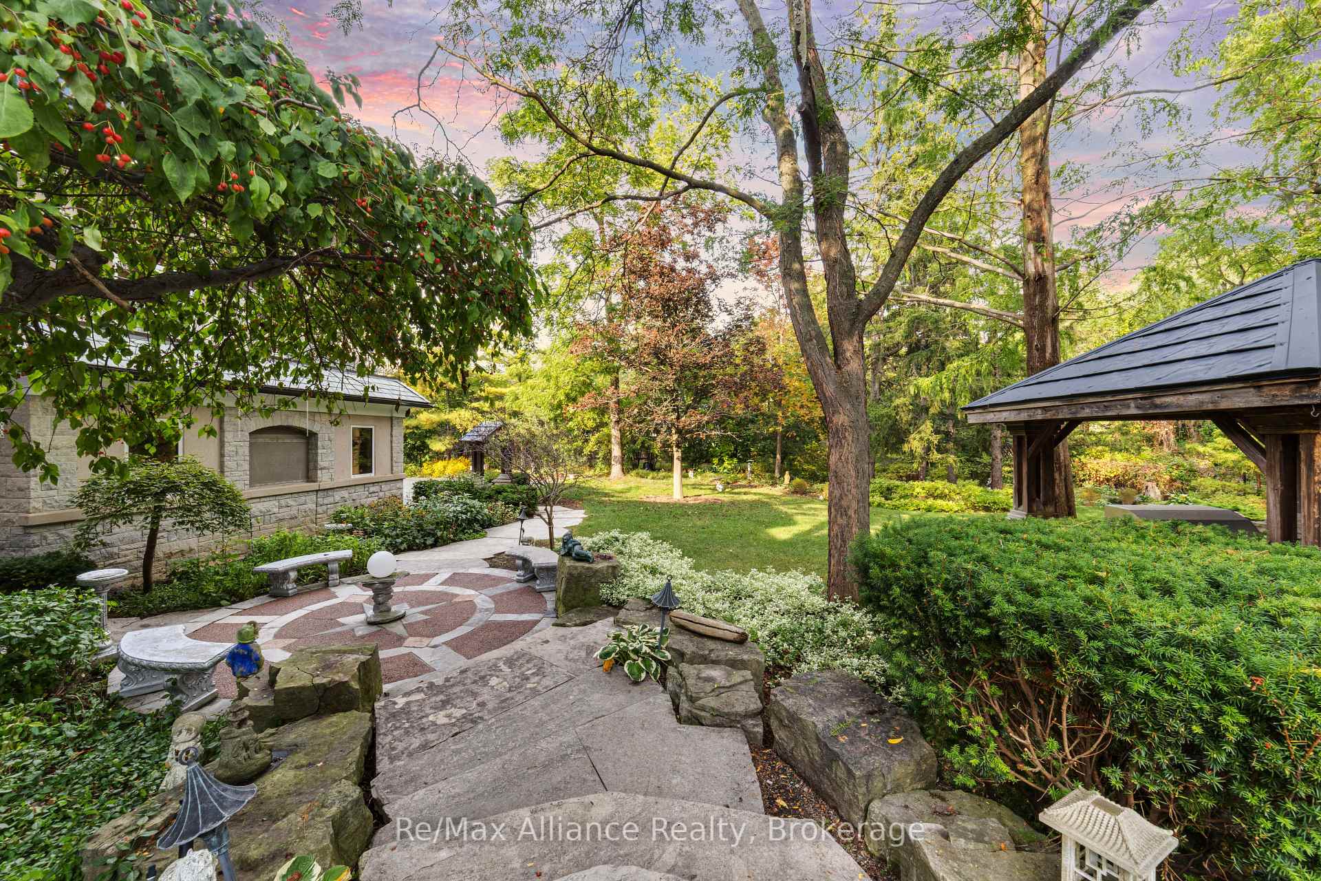 Photo 47 of 1024 Linbrook Road, Oakville, Morrison — HOMEH