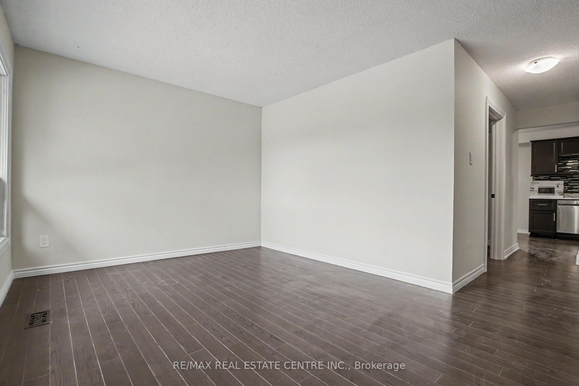 Photo 16 of Unit 46, 46 Ashton Crescent, Brampton, Central Park — HOMEH