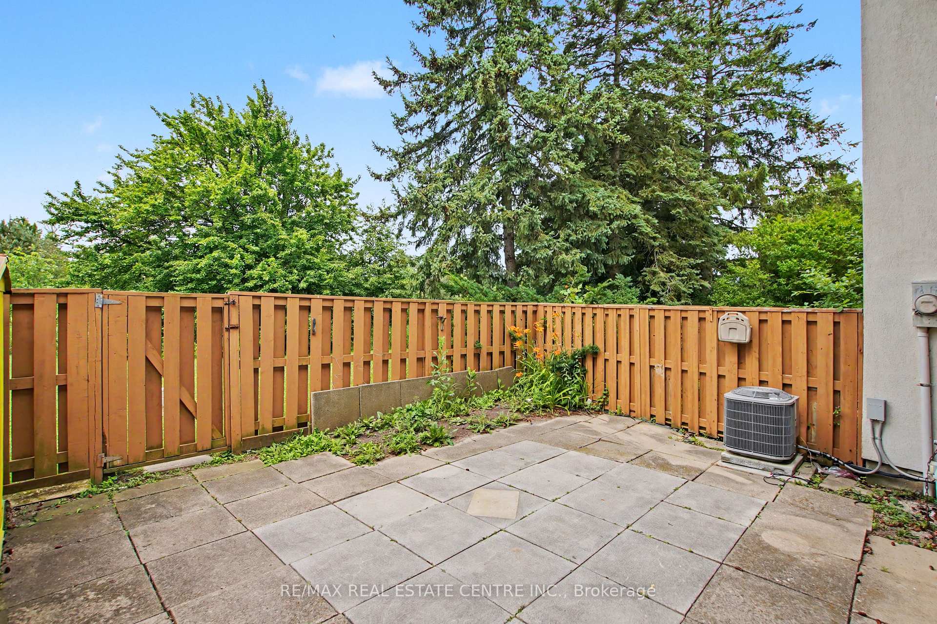 Photo 28 of Unit 46, 46 Ashton Crescent, Brampton, Central Park — HOMEH