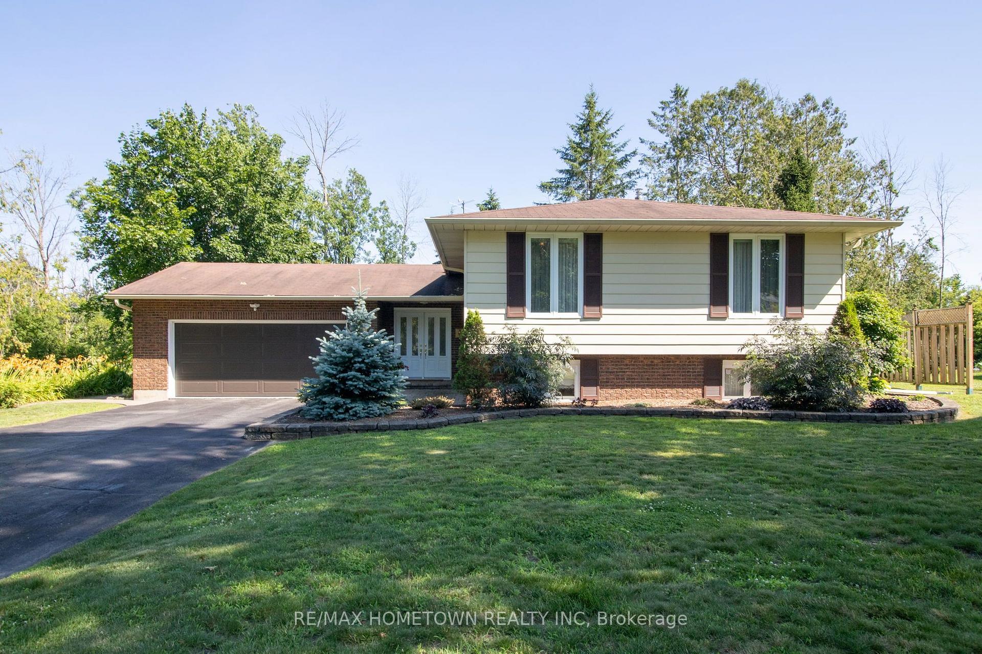 Photo 3 of 1 Meikle Drive, Augusta, Augusta Twp — HOMEH