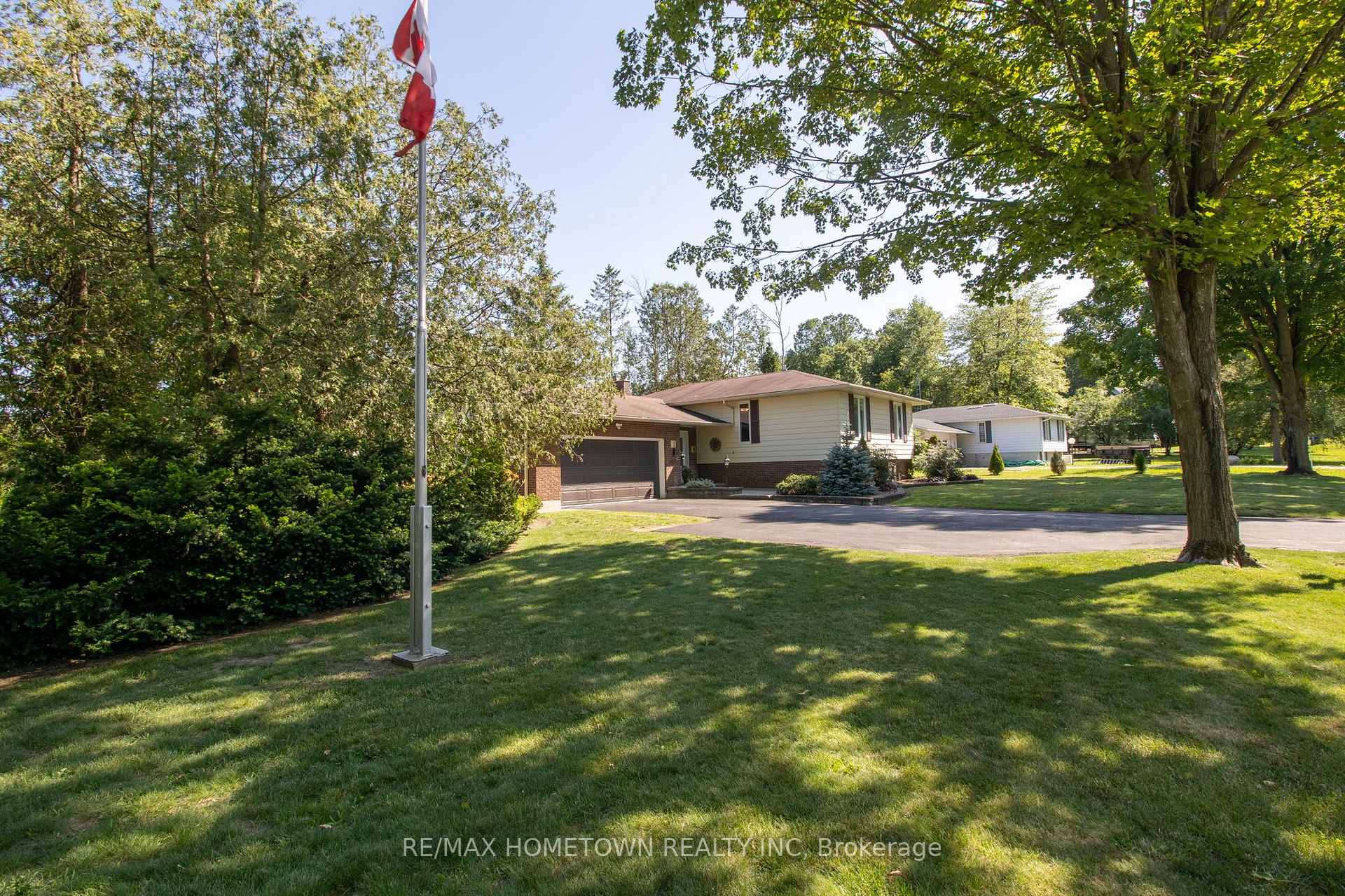 Photo 4 of 1 Meikle Drive, Augusta, Augusta Twp — HOMEH