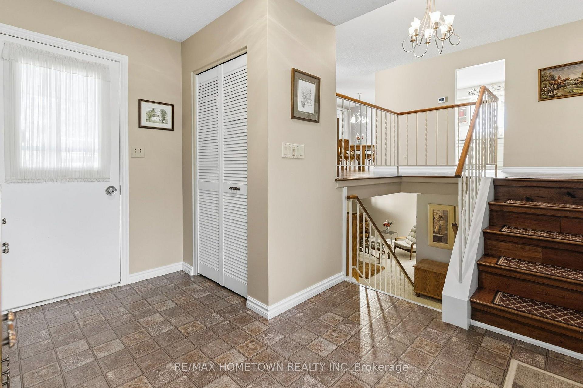 Photo 7 of 1 Meikle Drive, Augusta, Augusta Twp — HOMEH
