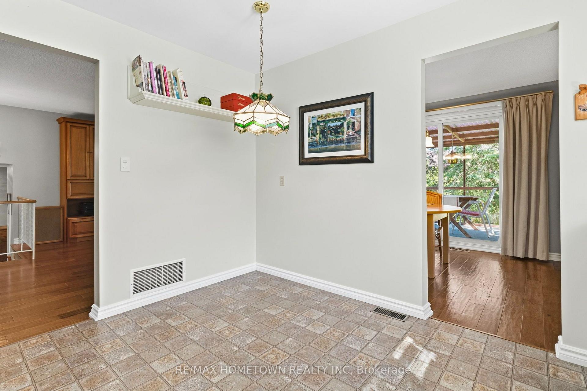 Photo 17 of 1 Meikle Drive, Augusta, Augusta Twp — HOMEH