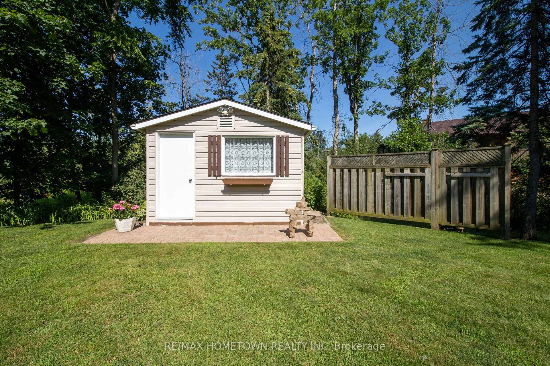 Photo 36 of 1 Meikle Drive, Augusta, Augusta Twp — HOMEH