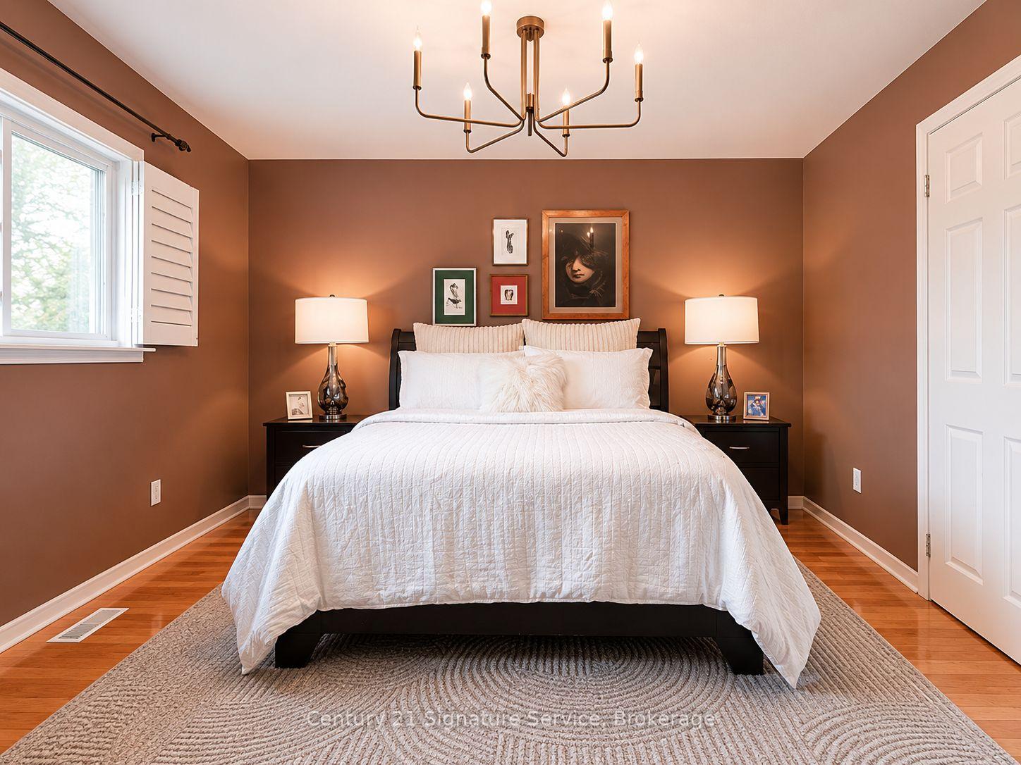 Photo 15 of 2395 Stefi Trail E, Oakville, River Oaks — HOMEH