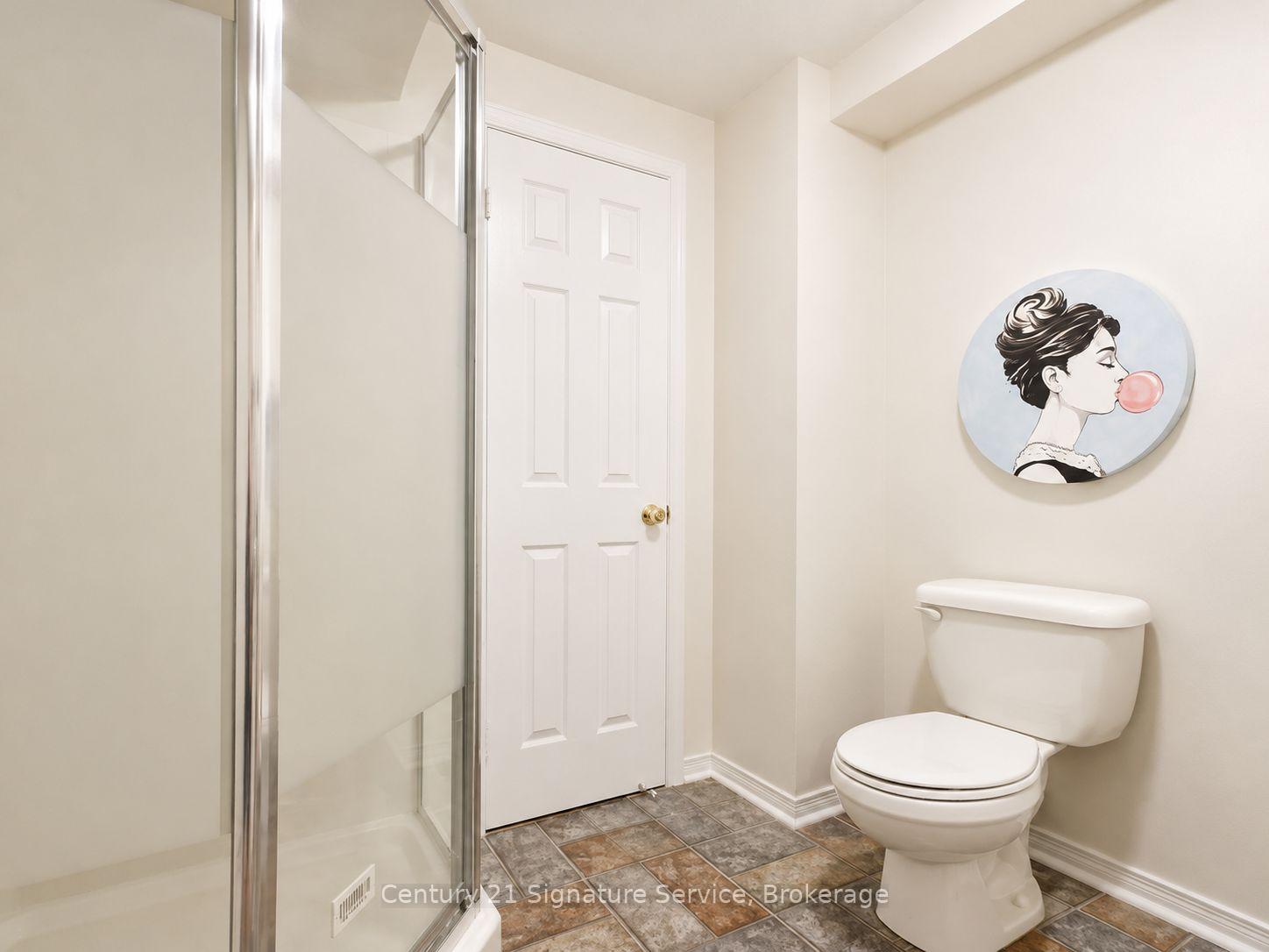 Photo 24 of 2395 Stefi Trail E, Oakville, River Oaks — HOMEH