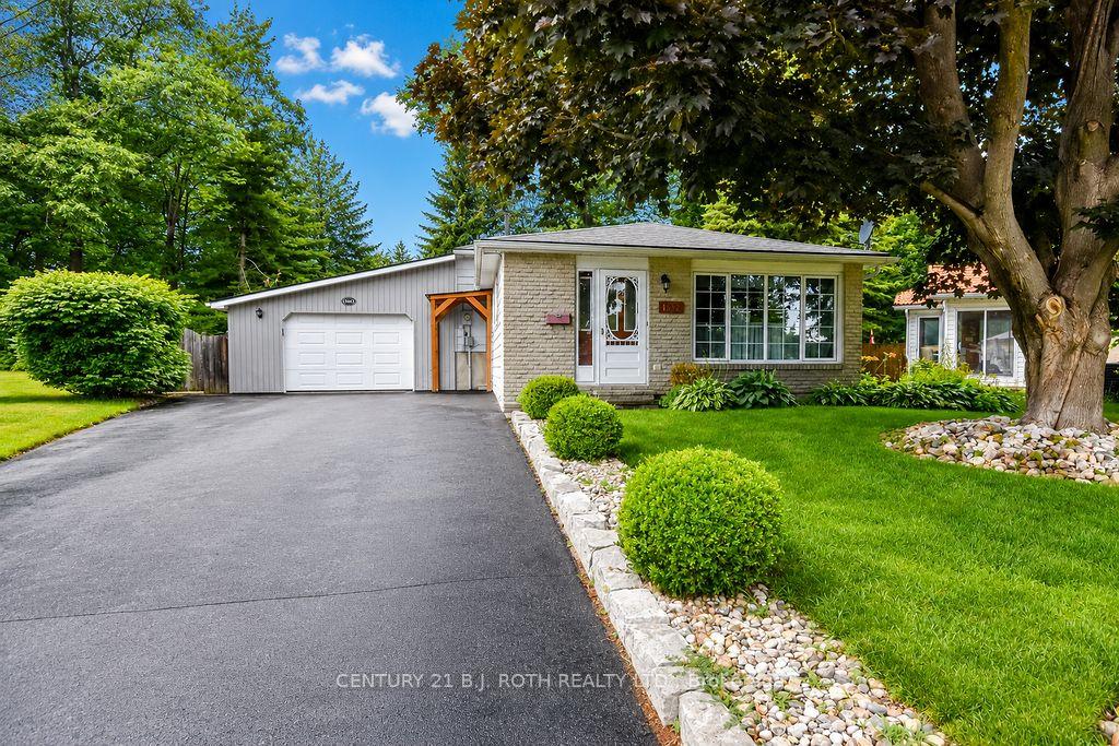 Photo 1 of 1037 Glen Eagles Crescent, Midland — HOMEH