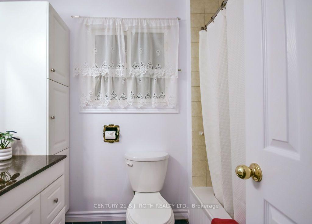 Photo 18 of 1037 Glen Eagles Crescent, Midland — HOMEH