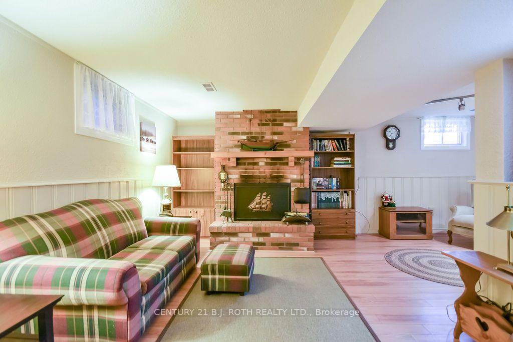 Photo 29 of 1037 Glen Eagles Crescent, Midland — HOMEH