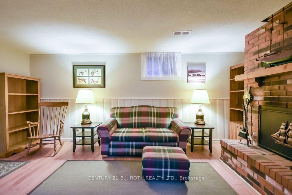 Photo 32 of 1037 Glen Eagles Crescent, Midland — HOMEH