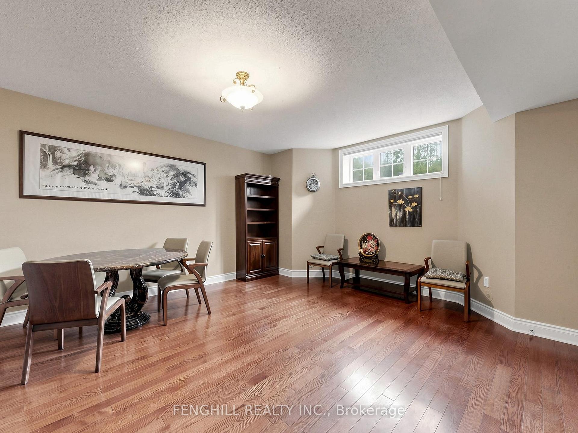 Photo 22 of 106 Legends Way, Markham, Unionville — HOMEH