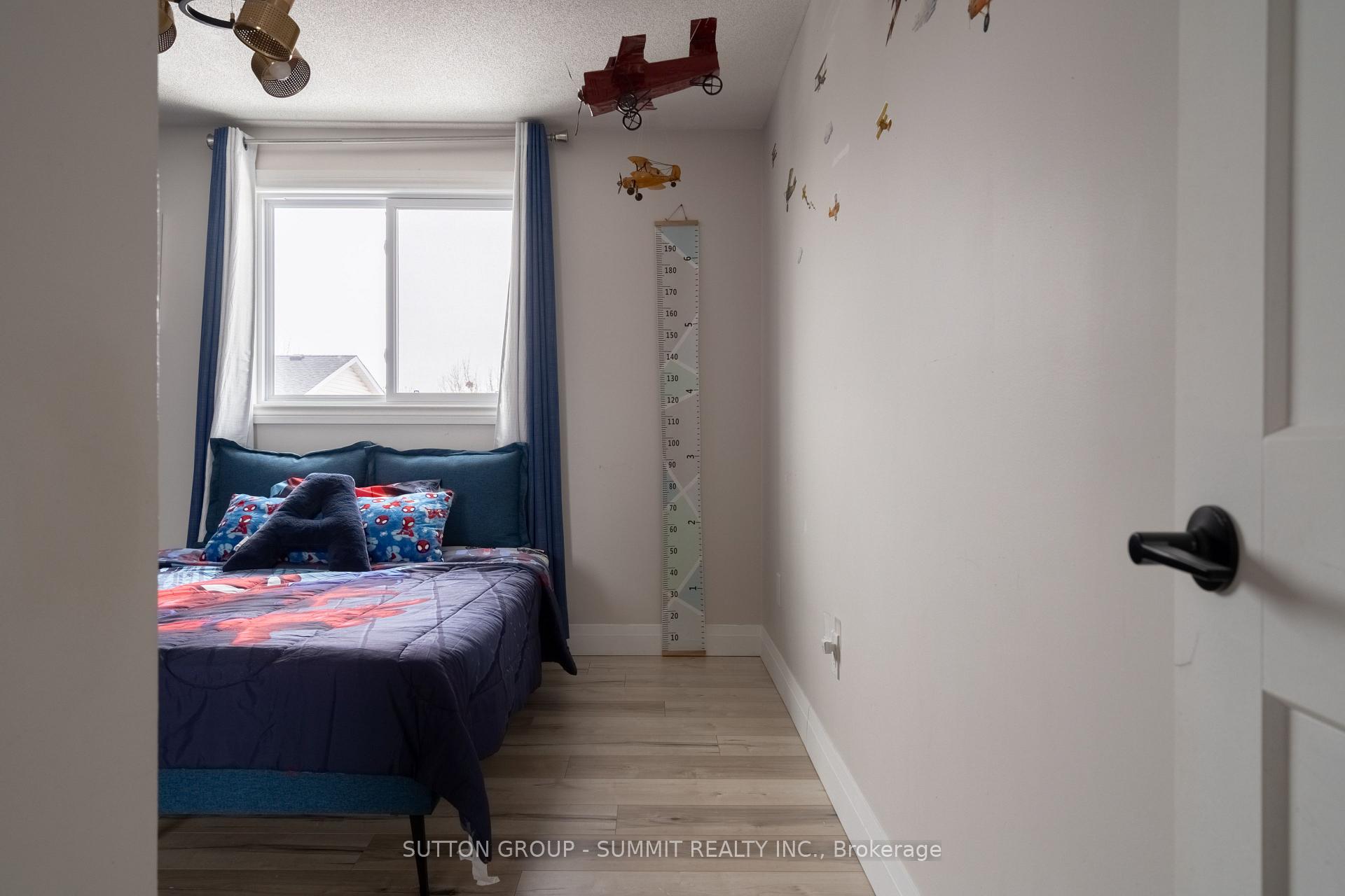 Photo 21 of 30 Buchanan Crescent, Thorold, Confederation Heights — HOMEH