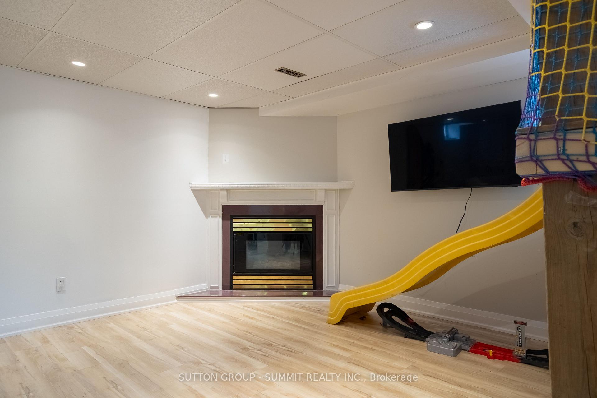 Photo 32 of 30 Buchanan Crescent, Thorold, Confederation Heights — HOMEH