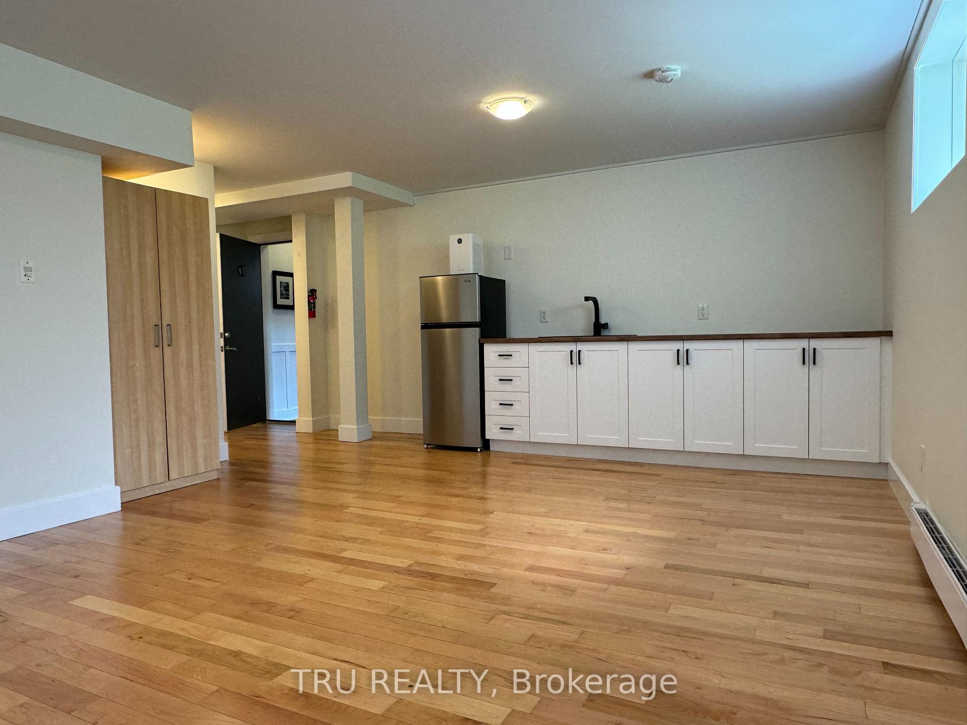 Photo 5 of Unit C, 550 Guy Street, Ottawa, Overbrook/Castle Heights — HOMEH