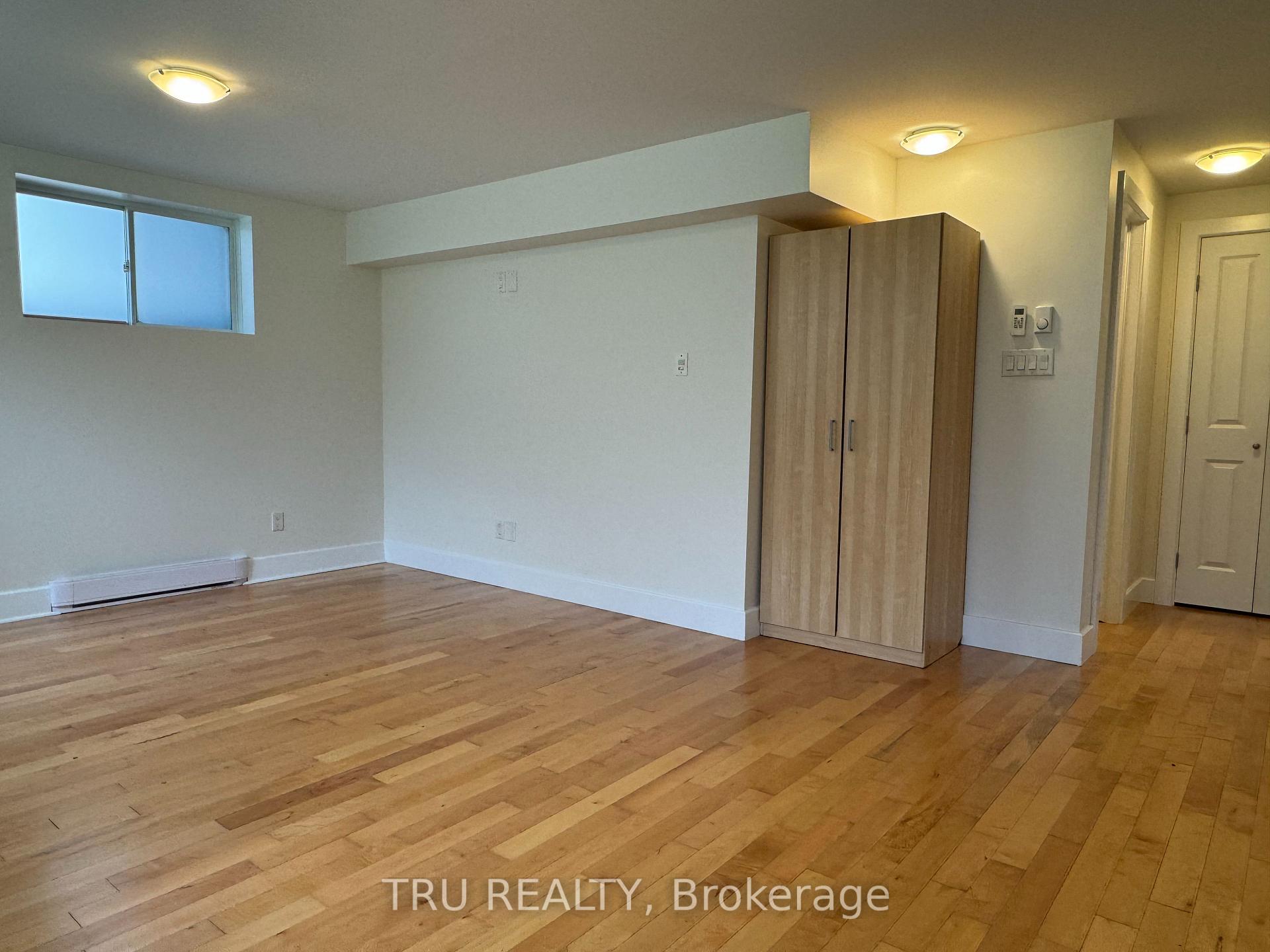 Photo 4 of Unit C, 550 Guy Street, Ottawa, Overbrook/Castle Heights — HOMEH