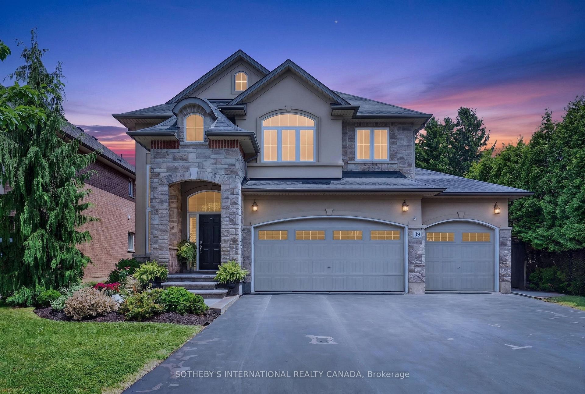Photo 1 of 39 Maplevale Drive, Hamilton, Ancaster — HOMEH