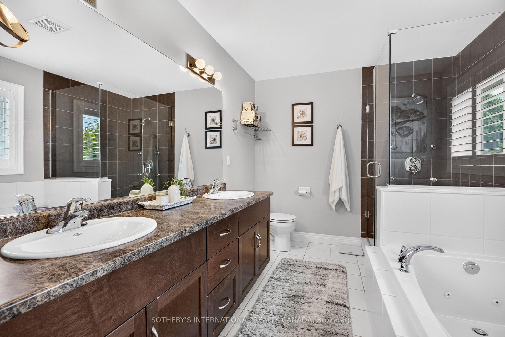 Photo 17 of 39 Maplevale Drive, Hamilton, Ancaster — HOMEH