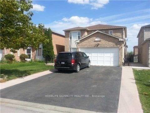 Photo 2 of 9 Hawkway Court, Brampton, Fletcher's West — HOMEH