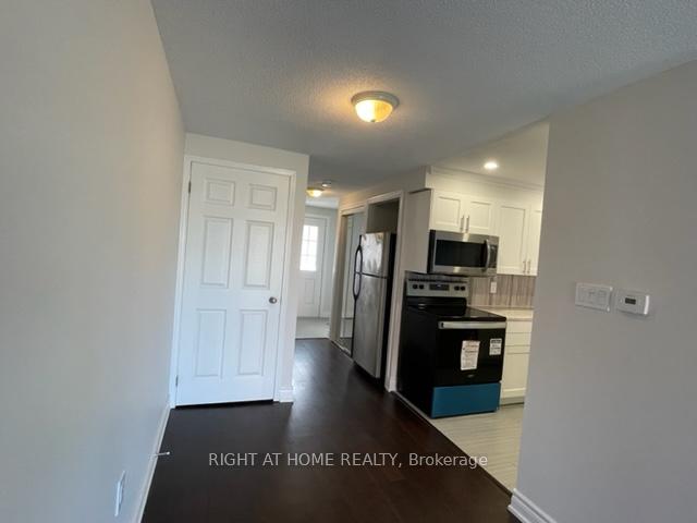 Photo 6 of 132 Dunsmore Lane, Barrie, Georgian Drive — HOMEH