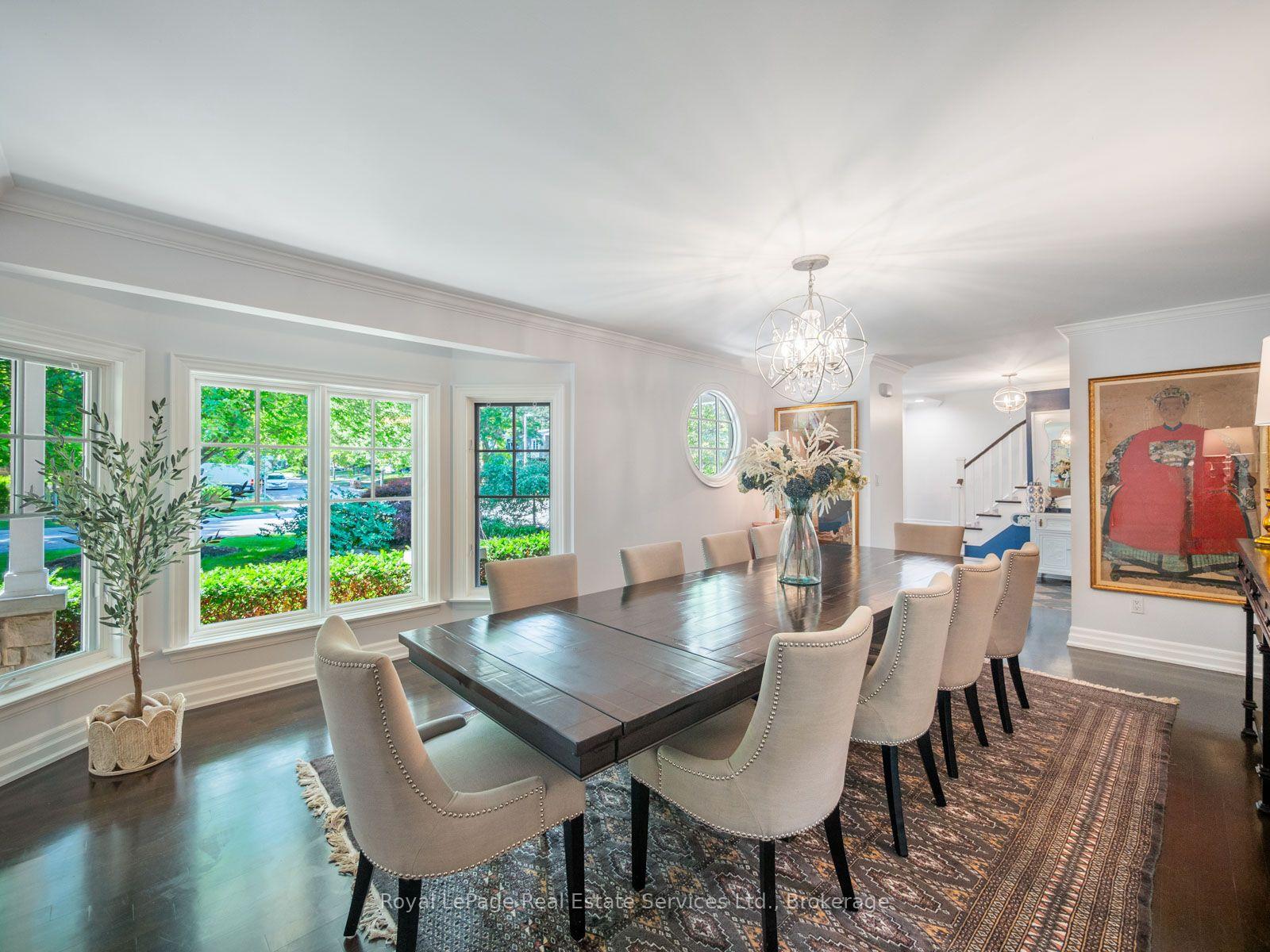 Photo 5 of 2160 Aintree Terrace, Oakville, Ford — HOMEH