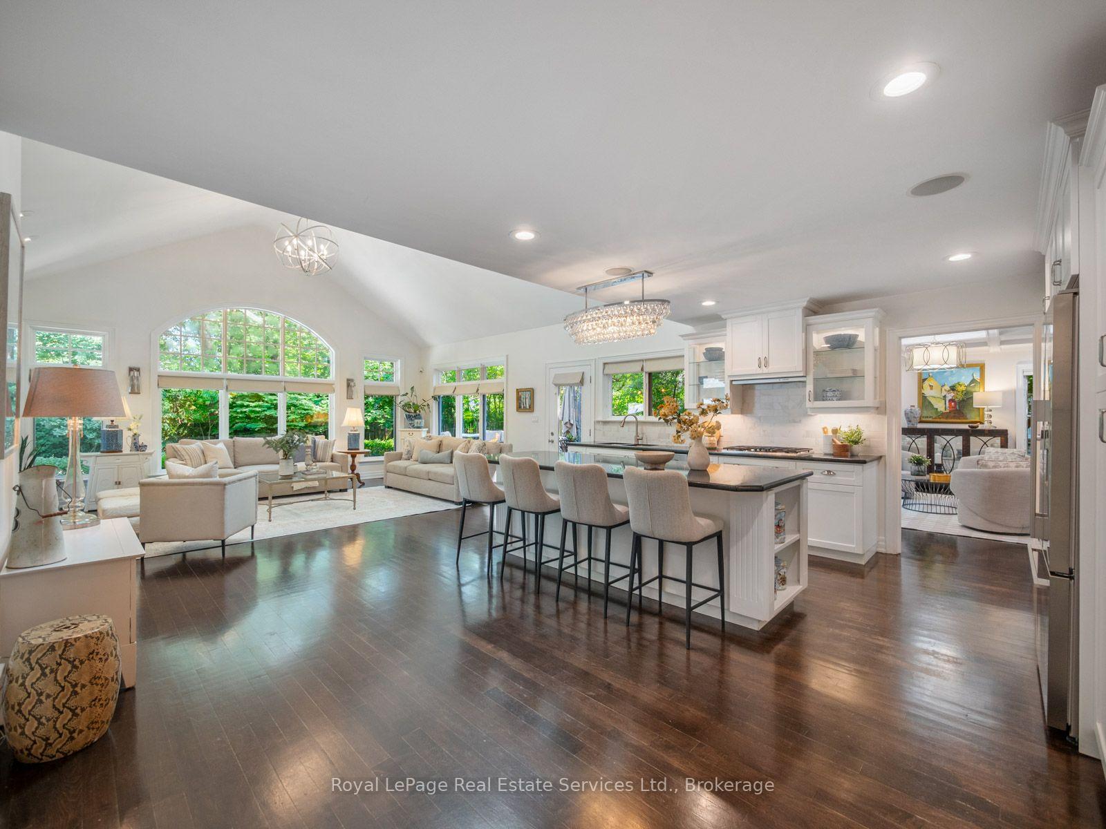 Photo 6 of 2160 Aintree Terrace, Oakville, Ford — HOMEH