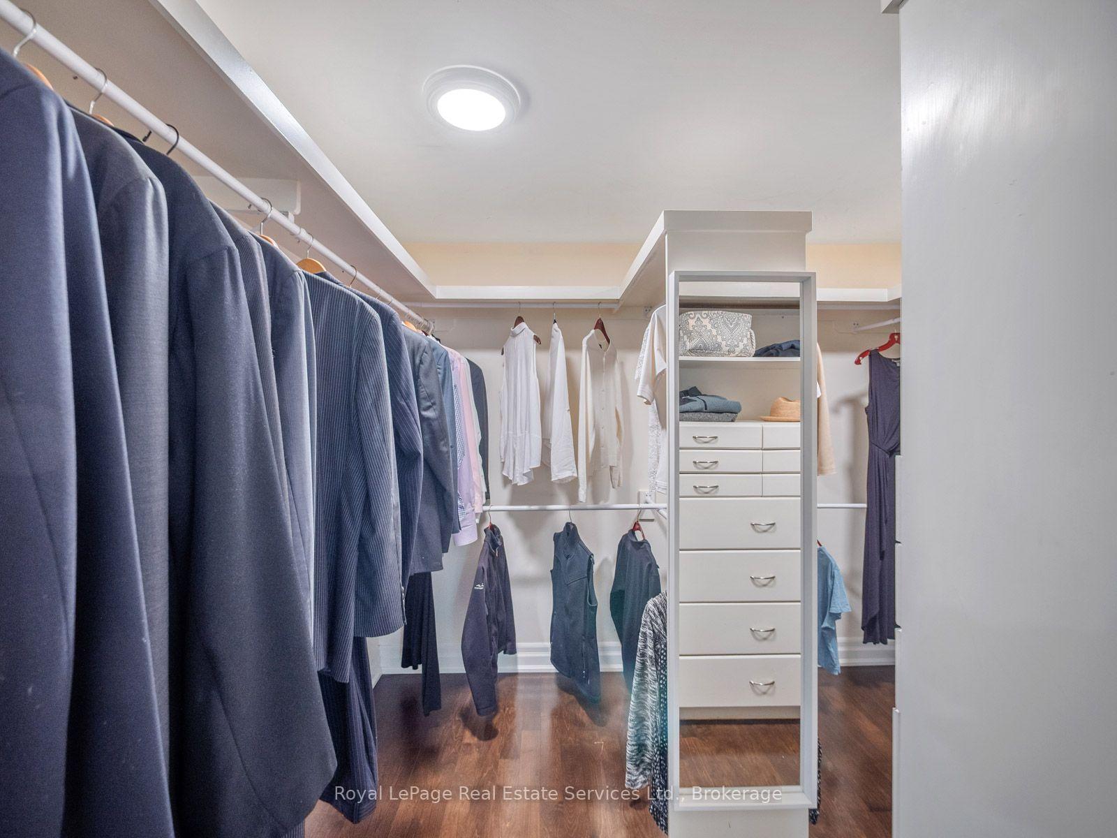 Photo 21 of 2160 Aintree Terrace, Oakville, Ford — HOMEH