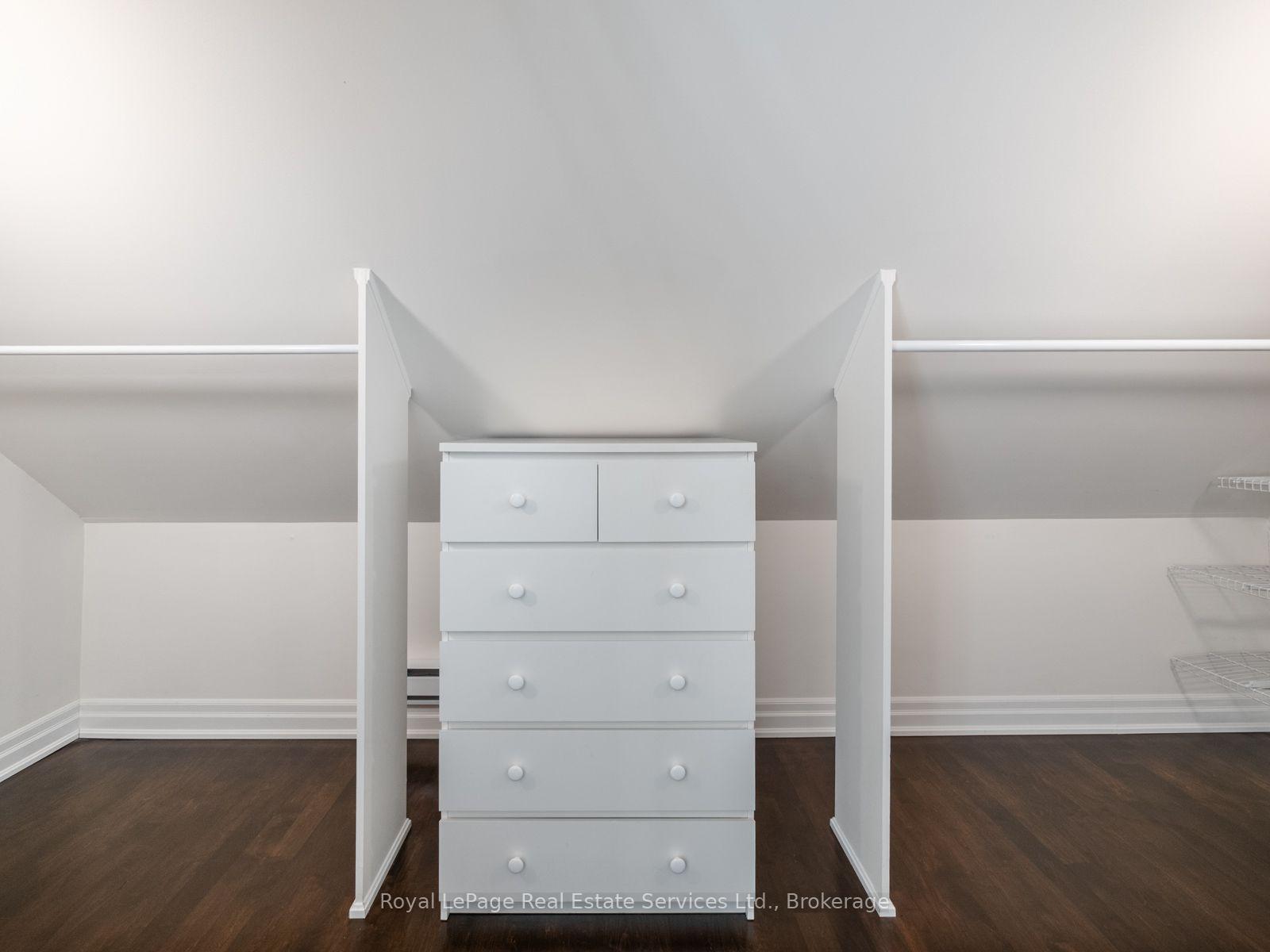 Photo 26 of 2160 Aintree Terrace, Oakville, Ford — HOMEH