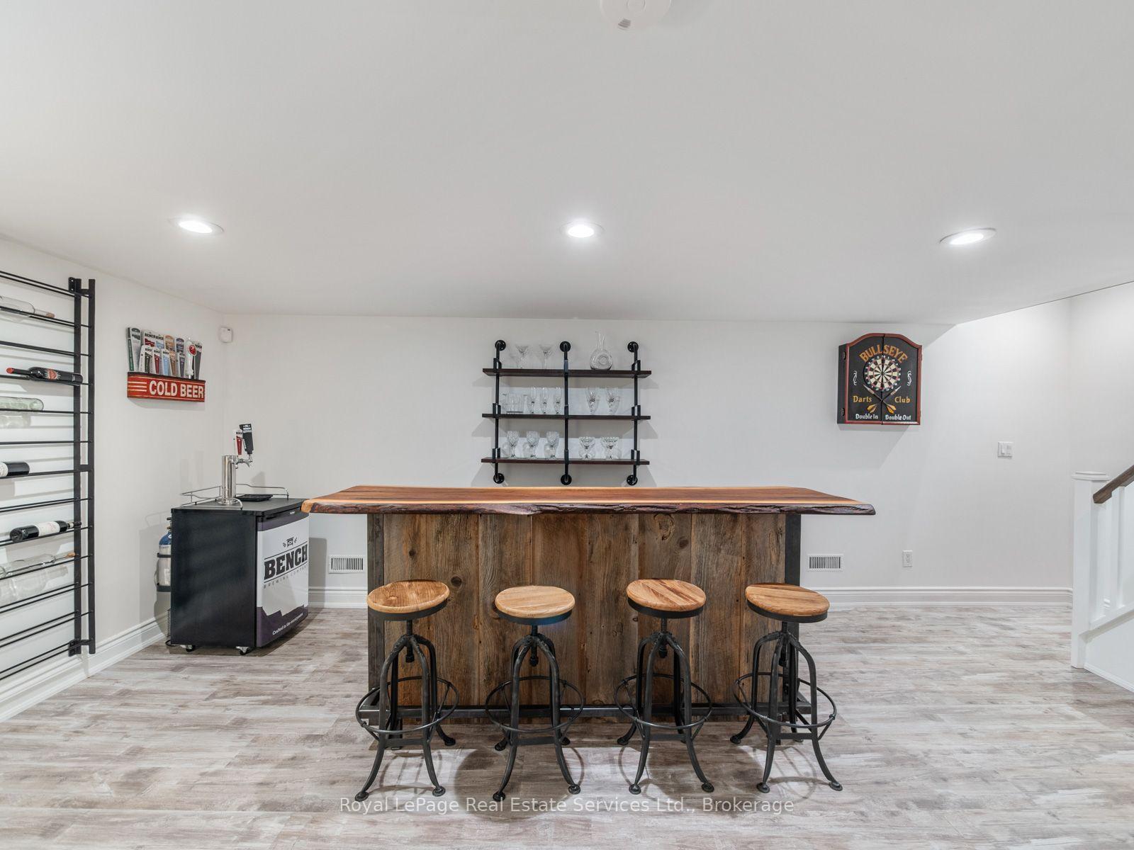 Photo 30 of 2160 Aintree Terrace, Oakville, Ford — HOMEH