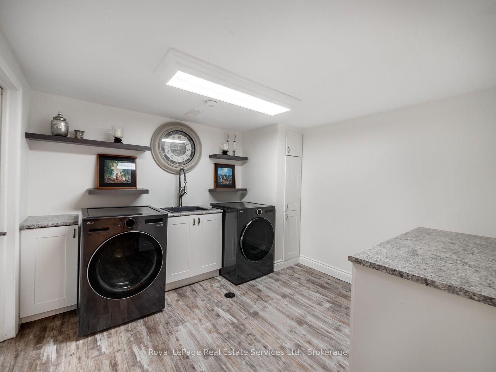 Photo 36 of 2160 Aintree Terrace, Oakville, Ford — HOMEH